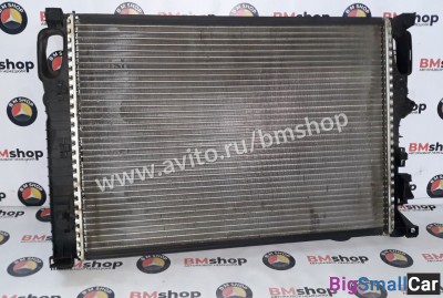 Радиатор Мерседес W211 из Японии