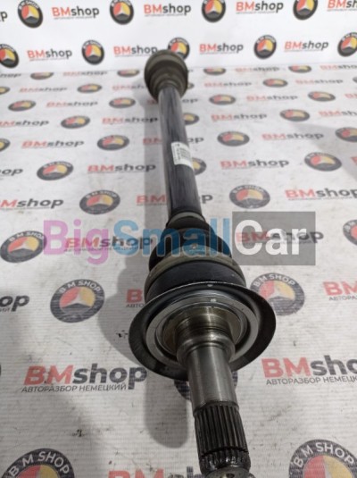 Привод правый задний BMW F10 33 20 7 581 030 - купить Нефтекамске