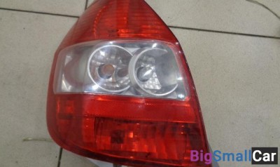 Фонарь задний в бампер левый от Honda Fit 2001-2008 - фото товара Фонарь задний в бампер левый от Honda Fit 2001-2008 - купить Нефтекамске