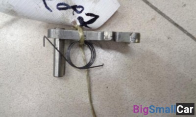 Вилка включения передач от Audi A8 D2 1994-2002