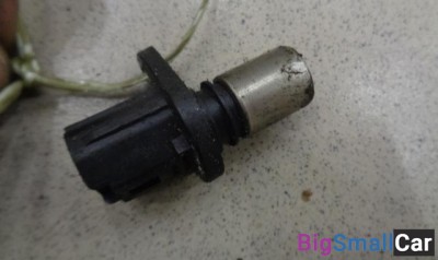 Датчик положения коленвала от Volvo XC90 2002-2014