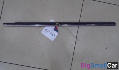 Накладка стекла переднего правого (бархотка) от Nissan Cefiro 2 1994-2000