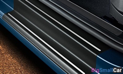 Комплект накладок порога декор на Passat 3C8071310 - купить Нефтекамске