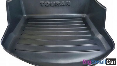 Поддон в багажник 5T0061162 для Tauran 5 мест - купить Нефтекамске