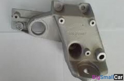 Кронштейн кпп VAG 8D0399108E правый АКПП - купить Нефтекамске