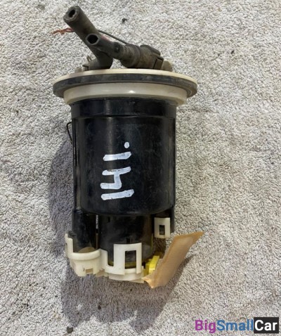 Насос топливный Mitsubishi Lancer 4G-18 - купить Нефтекамске