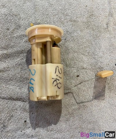 Насос топливный Nissan Tiida 1.5 - купить Нефтекамске