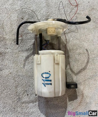 Насос топливный Toyota Prius 20 - купить Нефтекамске