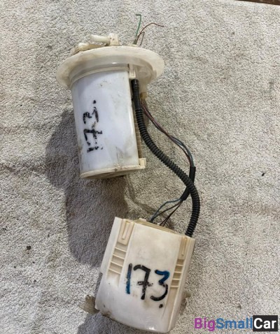 Насос топливный Toyota auris - купить Нефтекамске