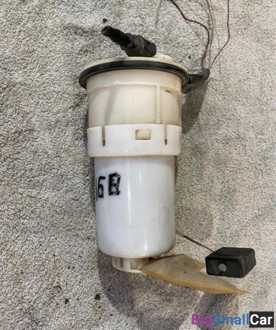 Насос топливный Toyota Funcargo - купить Нефтекамске