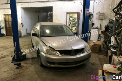 Стекло лобовое на Митсубиси Лансер 2008 г