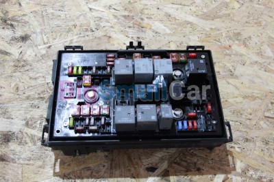 Блок предохранителей под капотом Opel Astra J - купить Нефтекамске