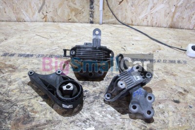 Подушка двигателя Opel Astra J 2009-2014 - купить Нефтекамске